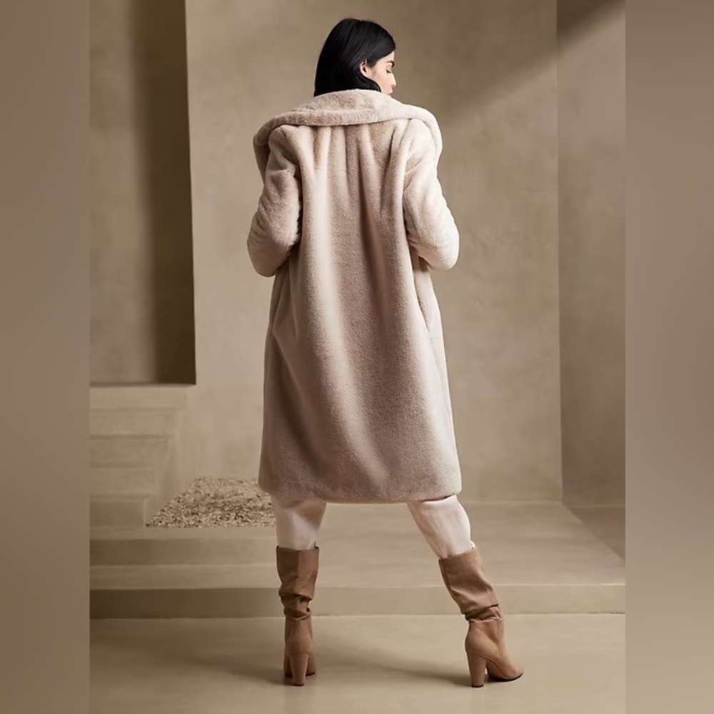 Banana Republic Faux Fur Coat - Oyster Pearl - Picture 2 of 4